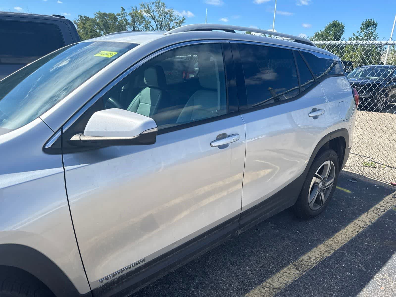 Used 2020 GMC Terrain SLT w/ Preferred Package AWD/4WD image 14