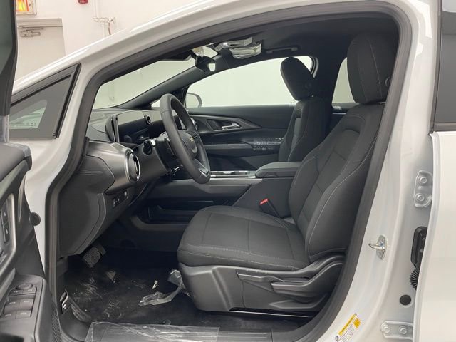 New 2026 Chevrolet Equinox EV LT image 8