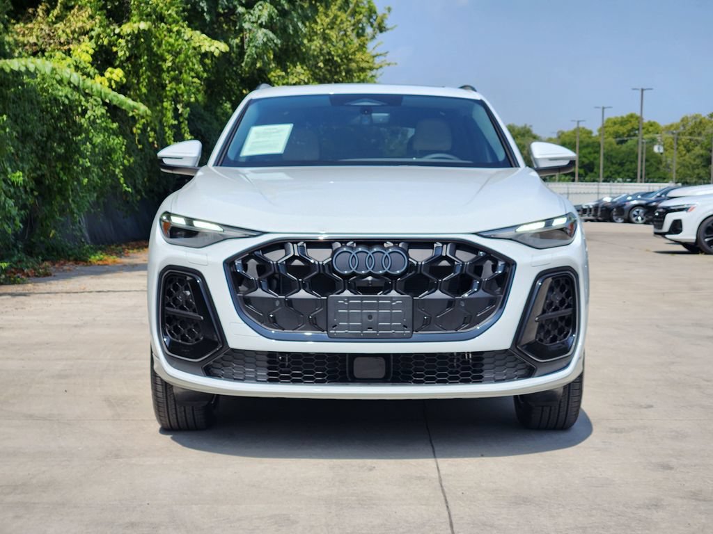 Certified 2026 Audi Q5 2.0T AWD/4WD image 4