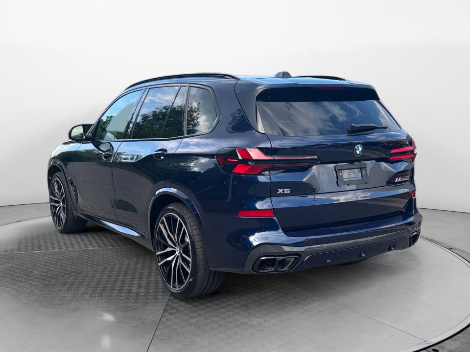 Used 2026 BMW X5 M60i AWD/4WD image 5