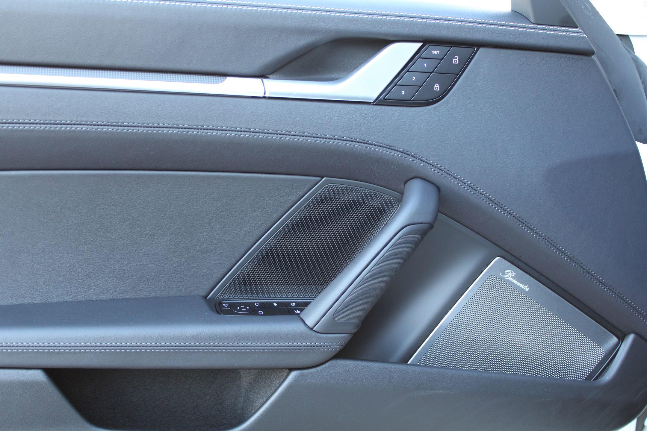 Used 2024 Porsche 911 Carrera image 13