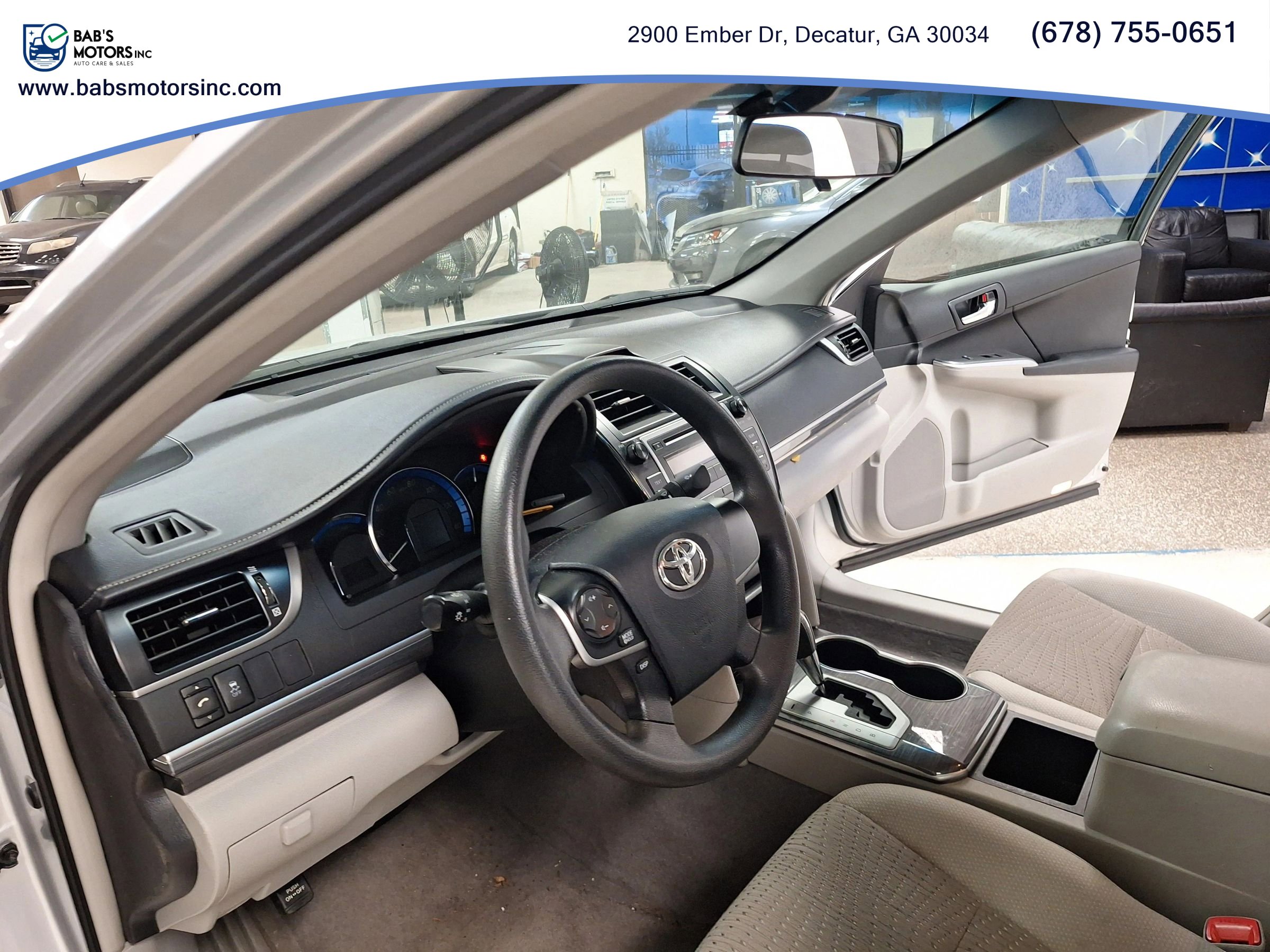 Used 2012 Toyota Camry LE FWD image 37