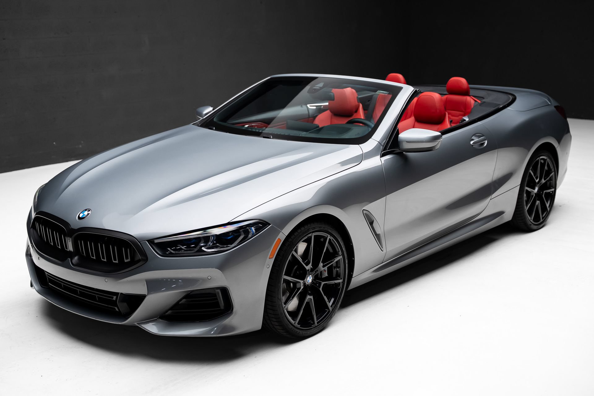 Used 2024 BMW 840i Convertible w/ M Sport Professional Package RWD image 7