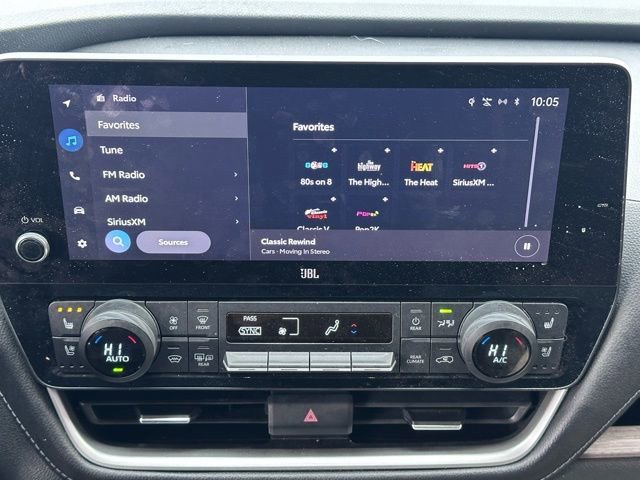 Used 2024 Toyota Grand Highlander Limited image 17