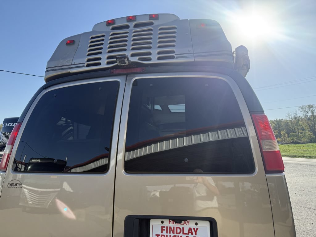 Used 2011 Chevrolet Express 2500 w/ Power Package RWD image 14