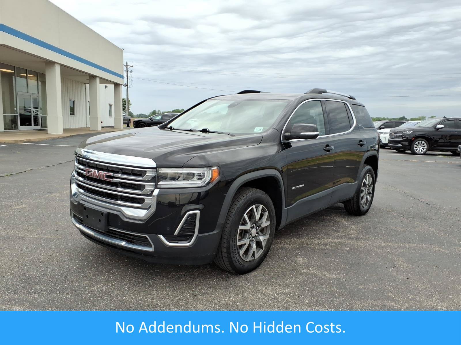 Used 2023 GMC Acadia SLE w/ Driver Convenience Package