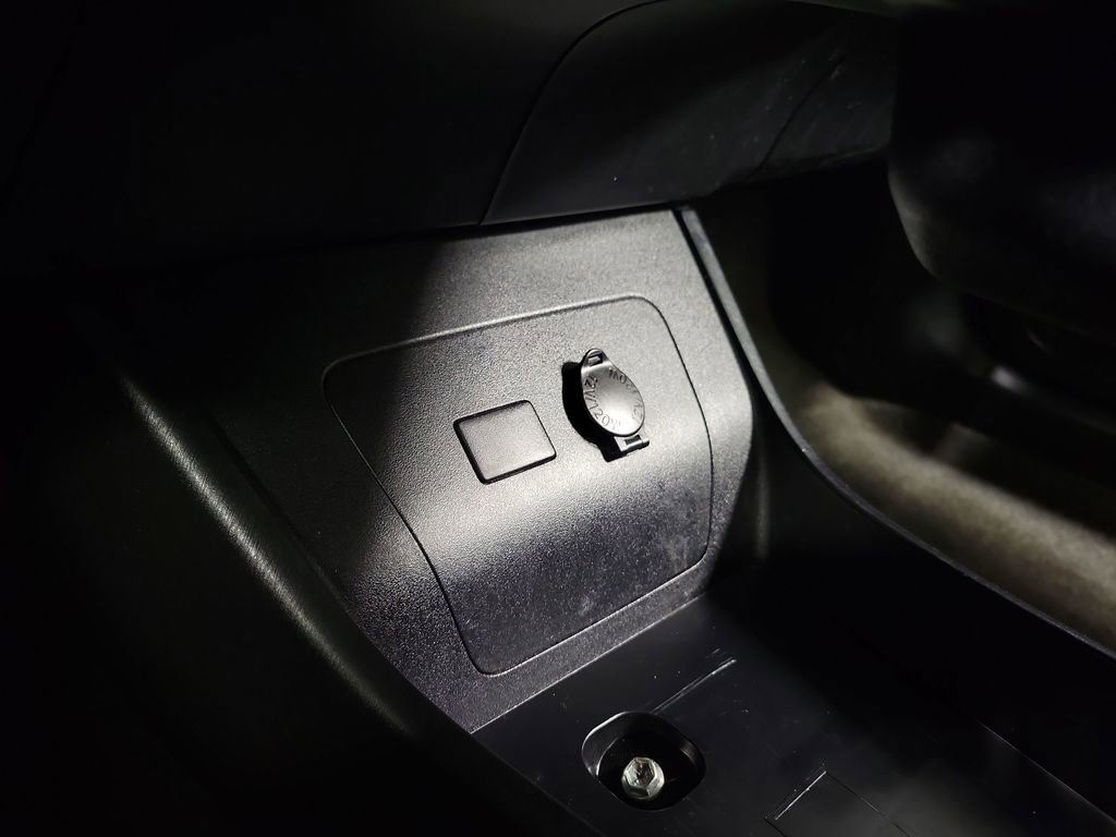 Used 2014 Toyota Prius Two image 15