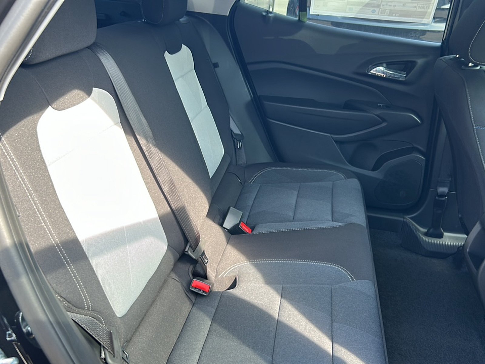 New 2026 Chevrolet Trax LS w/ LS Convenience Package FWD image 15