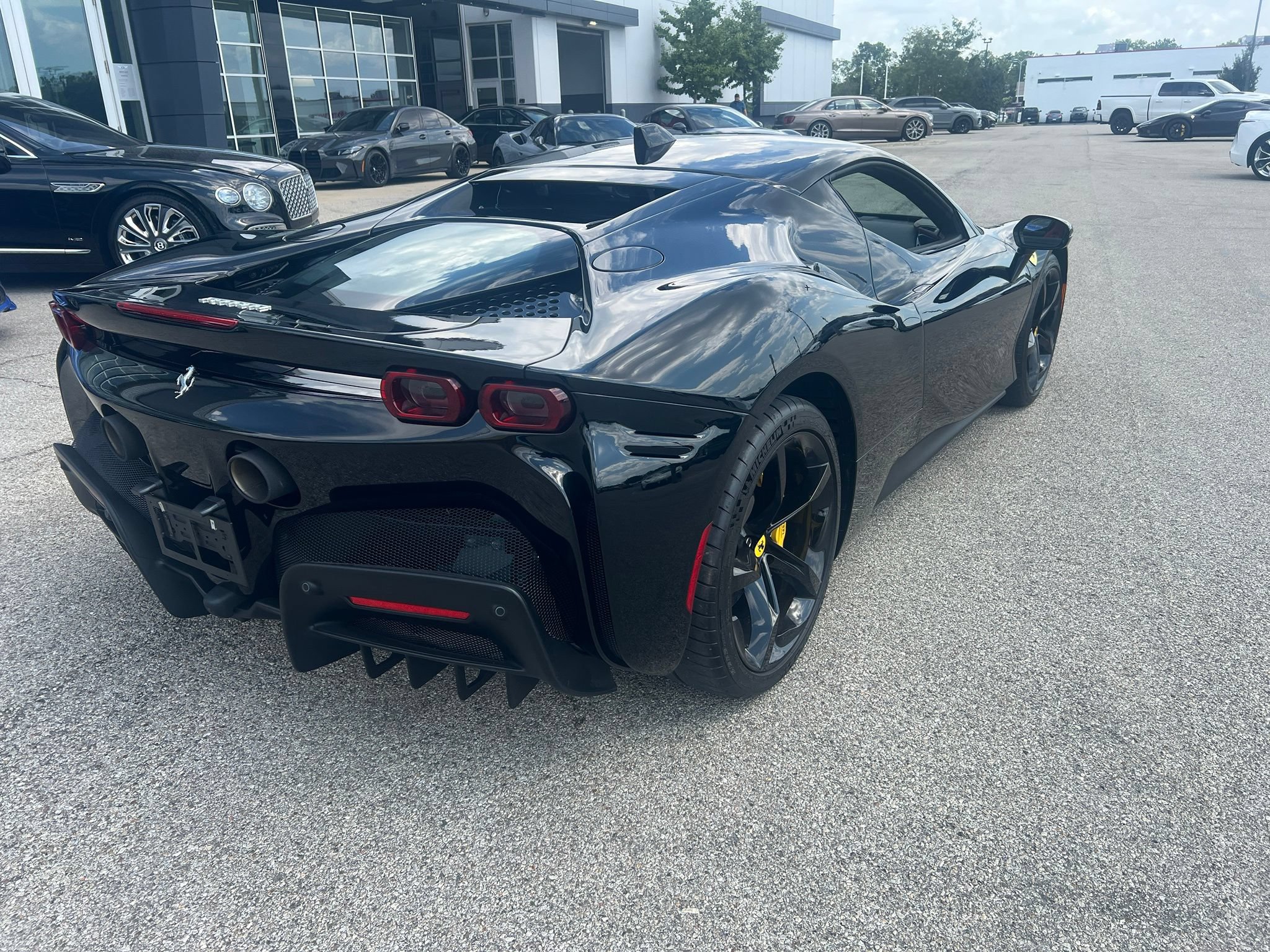 Used 2023 Ferrari SF90 Stradale AWD/4WD image 7