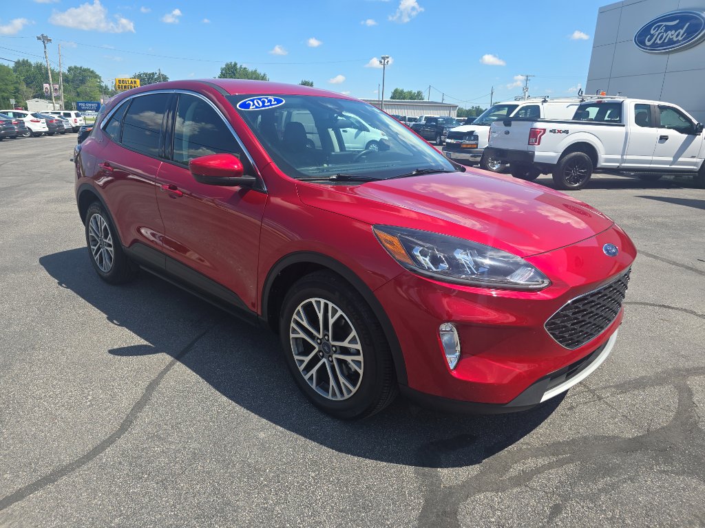 Used 2022 Ford Escape SEL image 4