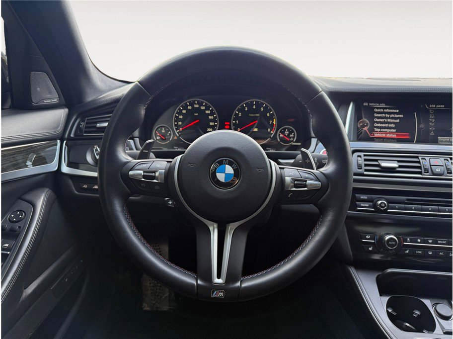 Used 2016 BMW M5 image 13