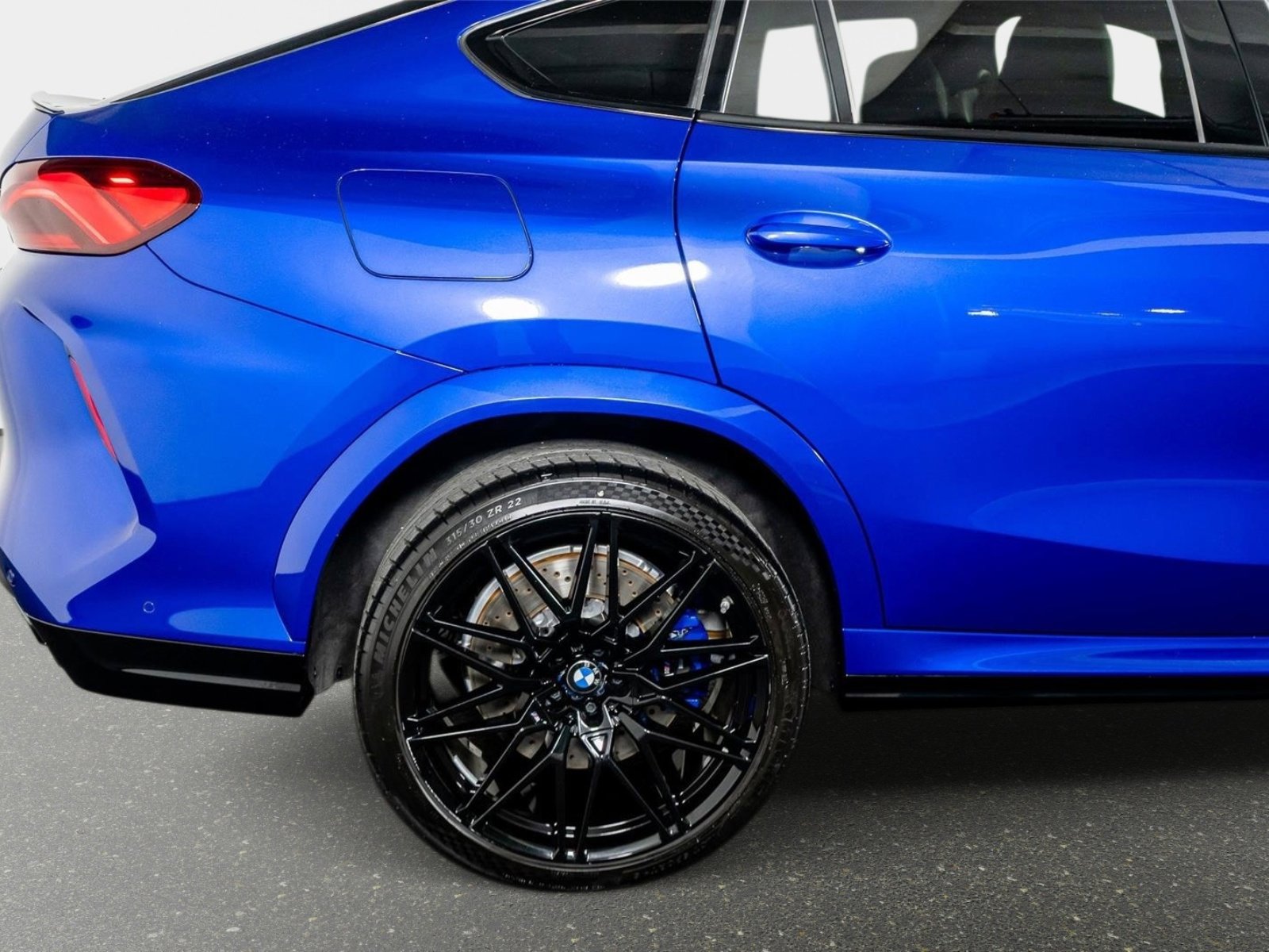 Used 2026 BMW X6 M Competition AWD/4WD image 7