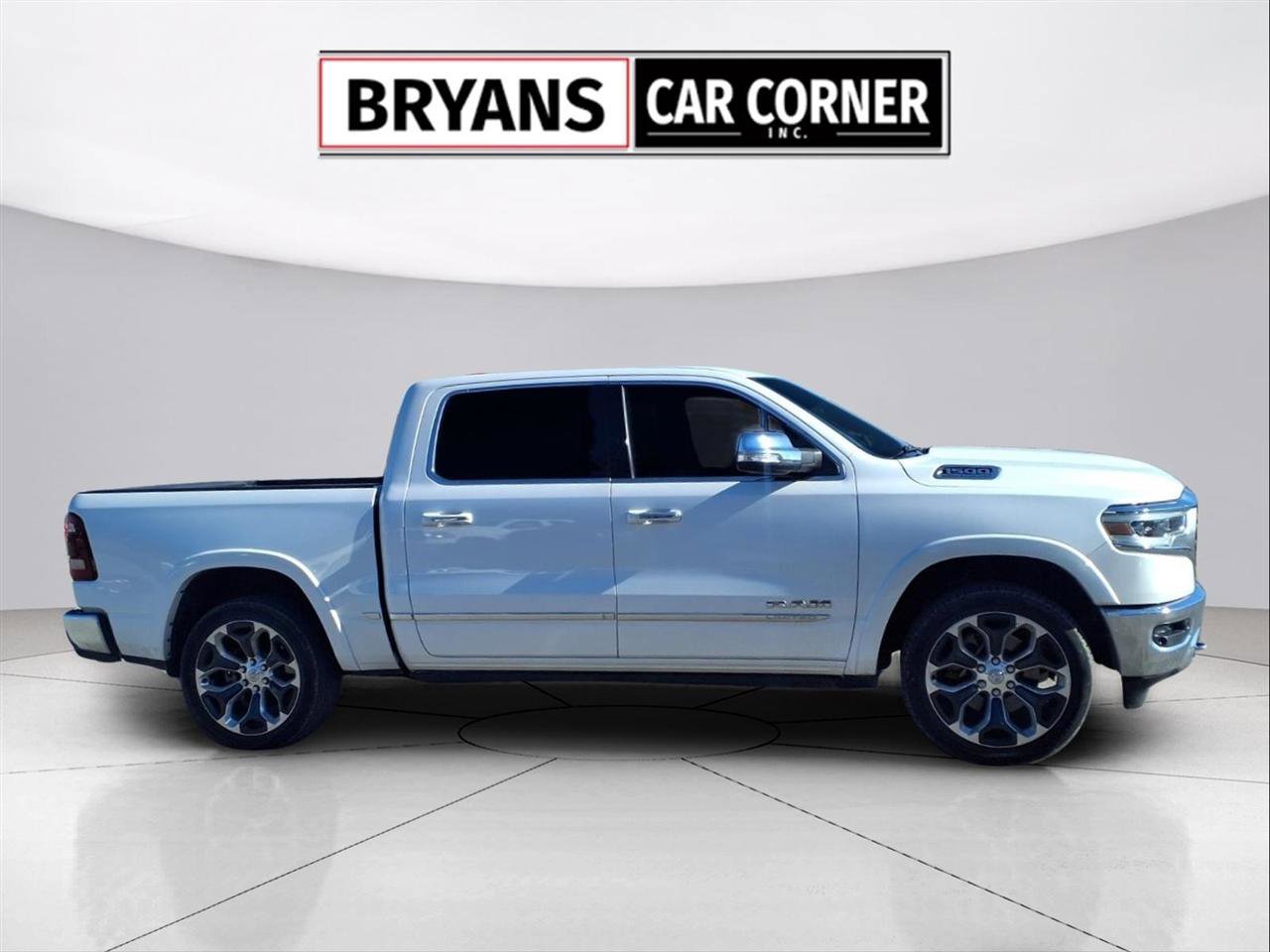 Used 2021 RAM 1500 Limited image 2