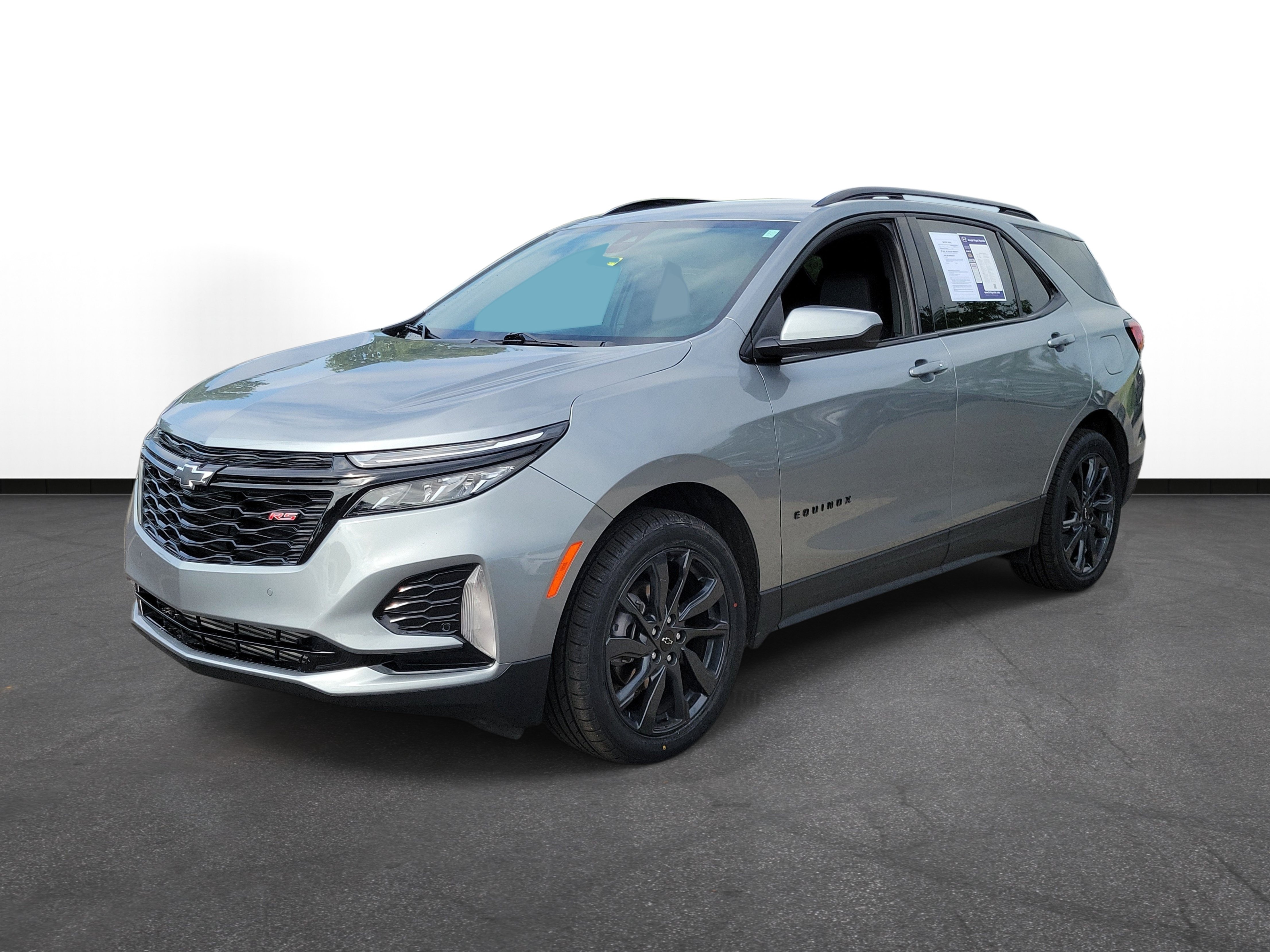 Used 2024 Chevrolet Equinox RS FWD image 2