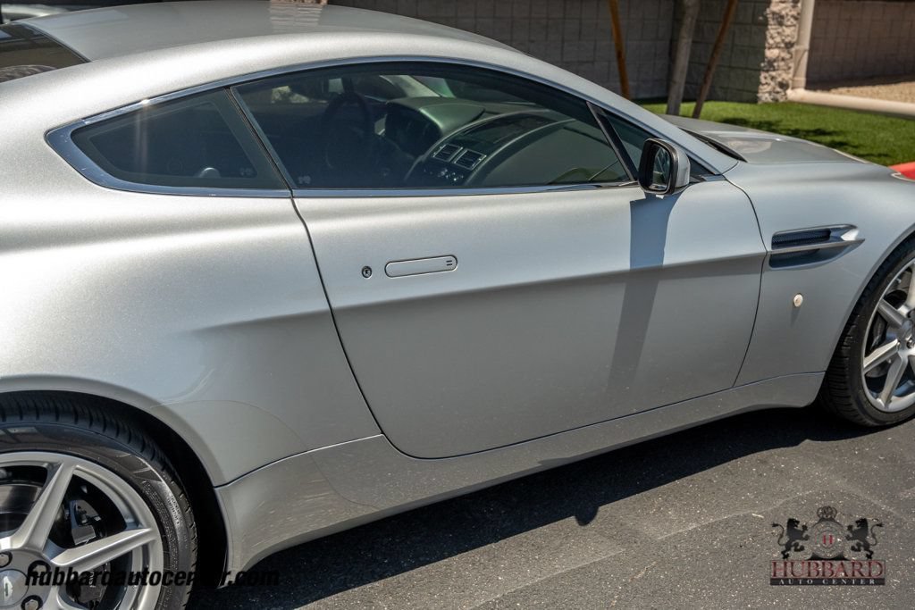 Used 2008 Aston Martin V8 Vantage Coupe RWD image 15