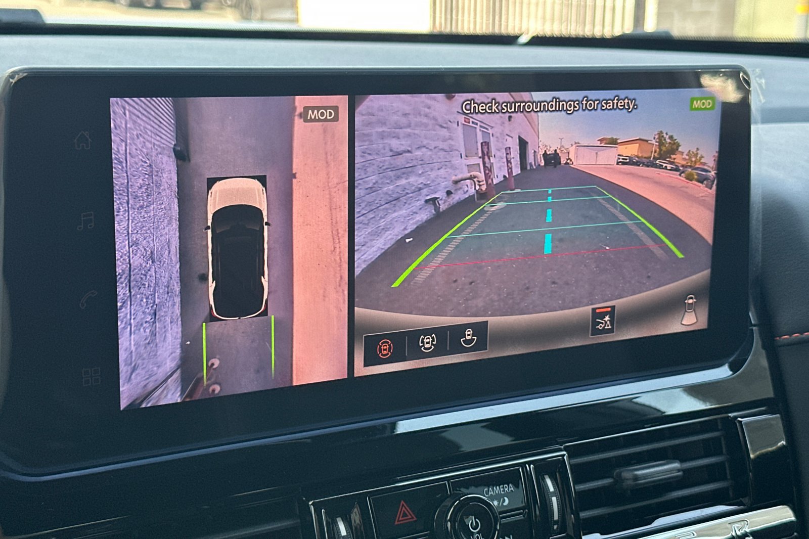 New 2026 Nissan Pathfinder Rock Creek AWD/4WD image 17