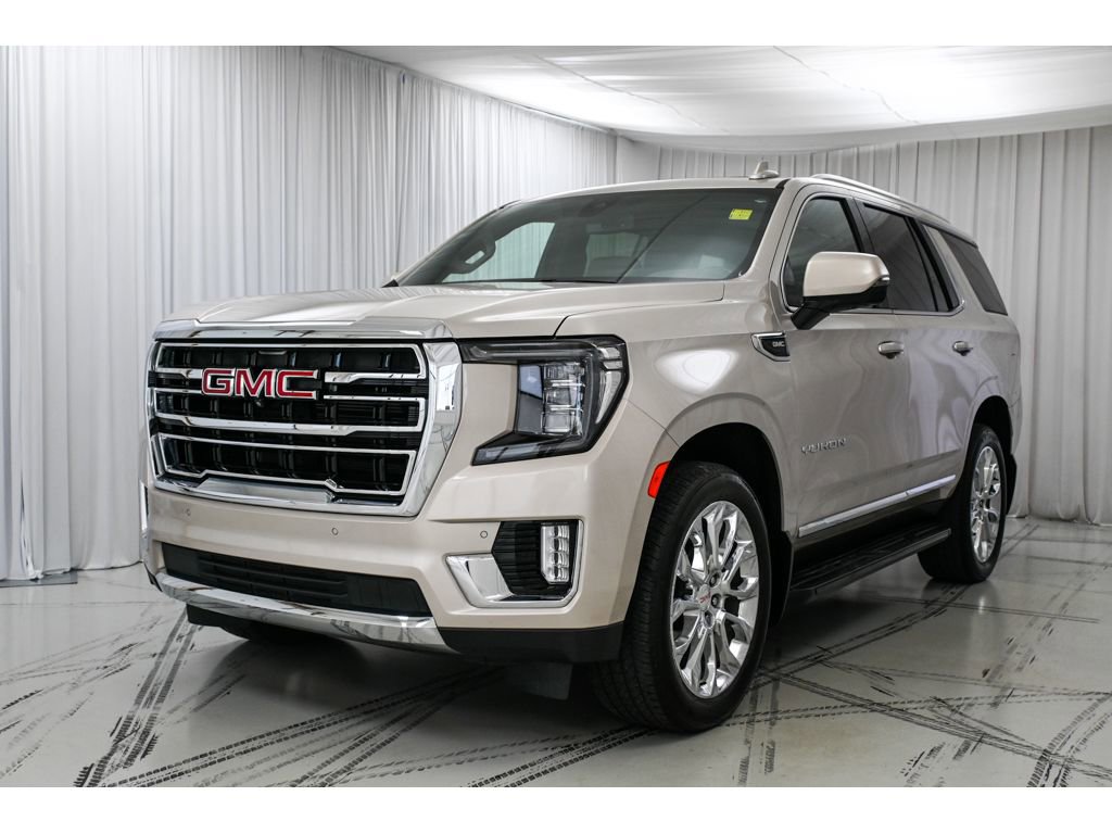 Used 2022 GMC Yukon SLT w/ SLT Luxury Package AWD/4WD image 4