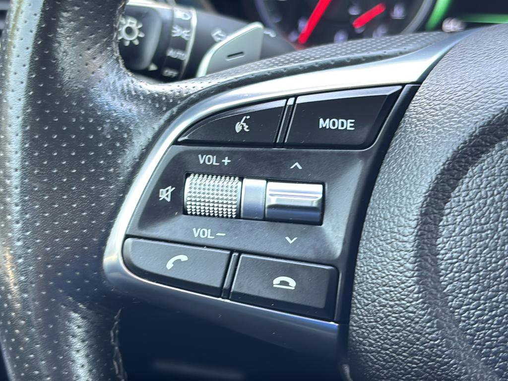 Used 2020 Genesis G70 2.0T w/ Prestige Package image 27