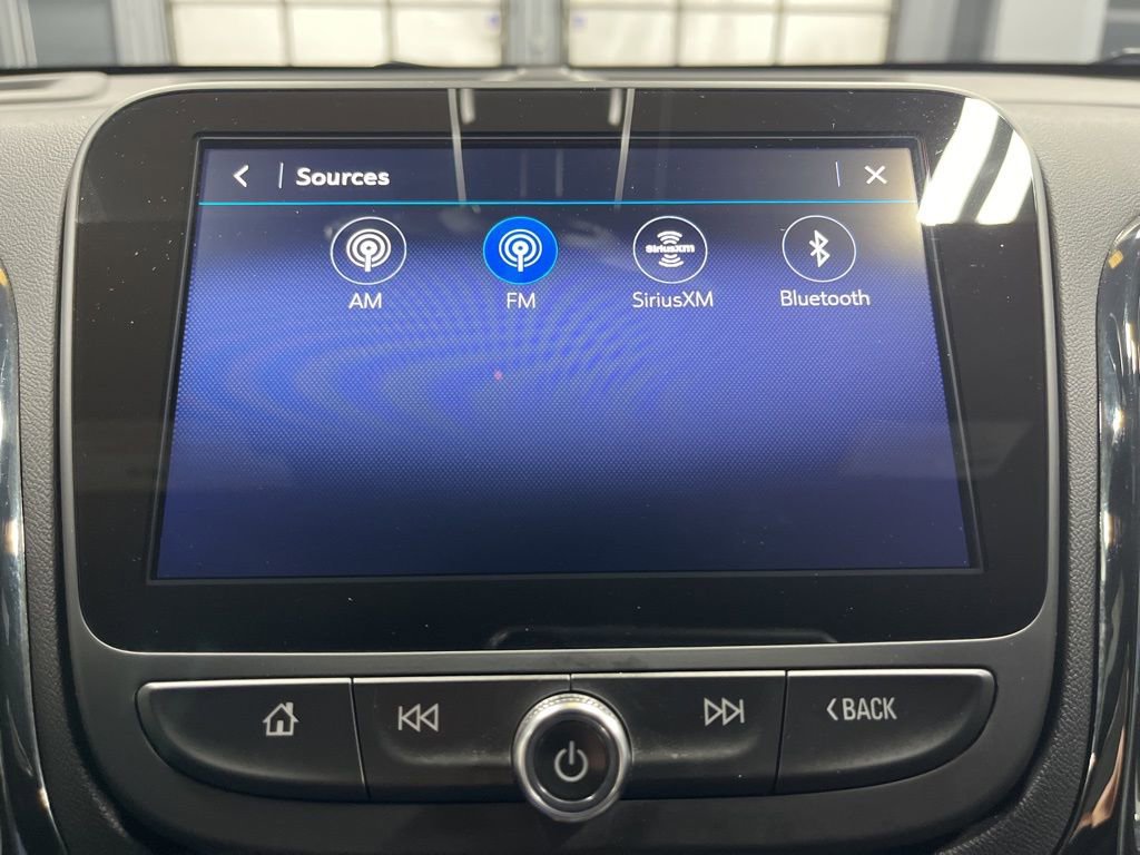 Used 2024 Chevrolet Equinox RS w/ RS Leather Package image 25