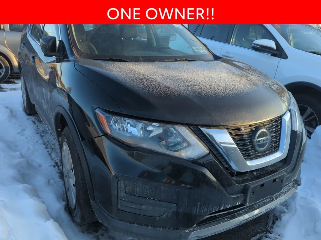 Used 2018 Nissan Rogue S image 3
