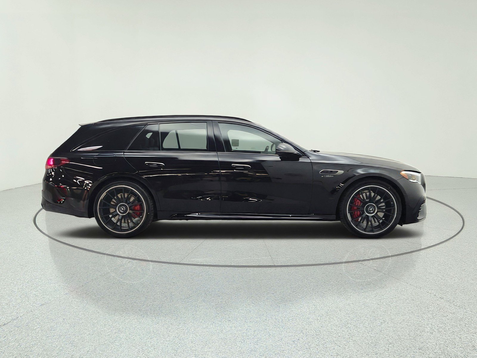 New 2026 Mercedes-Benz E 53 AMG e 4MATIC Wagon image 4