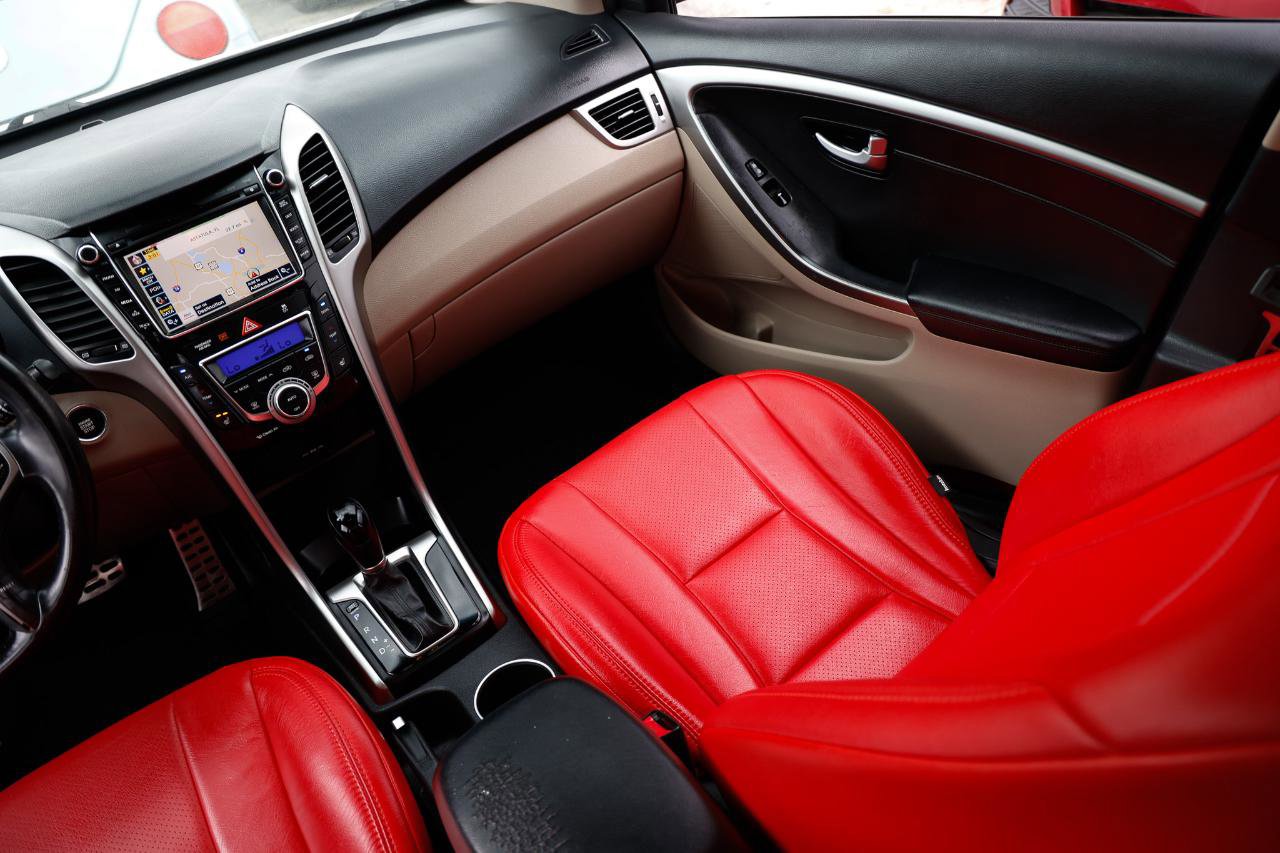 Used 2013 Hyundai Elantra GT w/ Style Pkg image 21