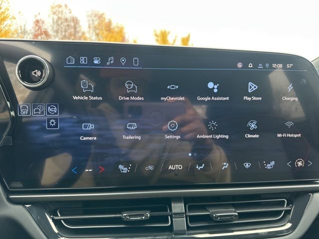 New 2026 Chevrolet Equinox EV RS image 23