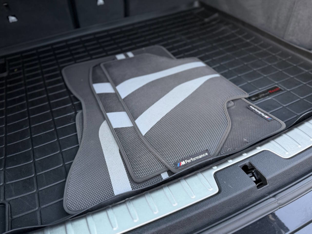 Used 2016 BMW X6 M Base AWD 4dr SUV image 38