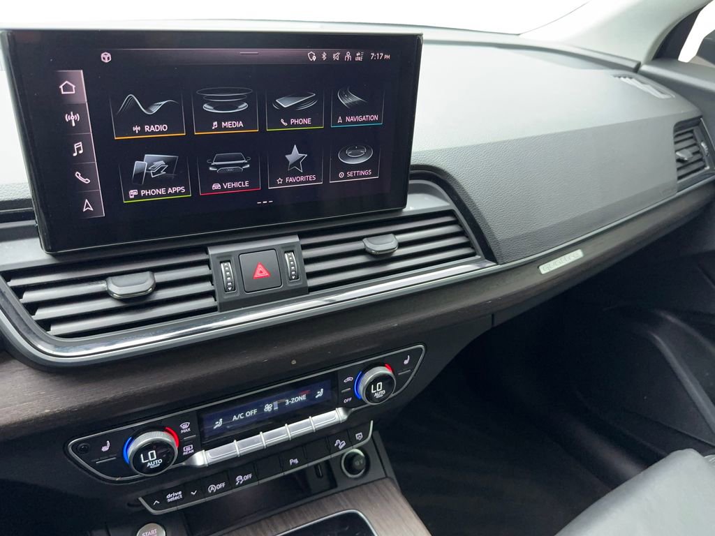 Used 2024 Audi Q5 2.0T Premium image 24