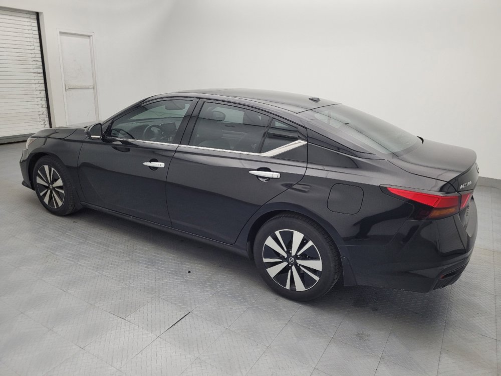 Used 2019 Nissan Altima 2.5 SV image 3