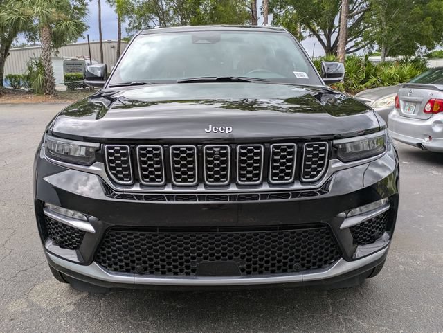 Certified 2023 Jeep Grand Cherokee Summit w/ Luxury Tech Group V AWD/4WD image 7