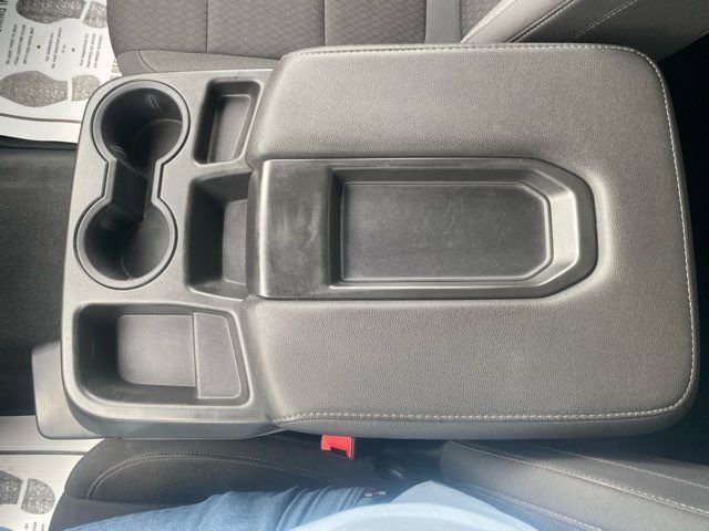 Used 2022 Chevrolet Silverado 2500 LT w/ Convenience Package image 16