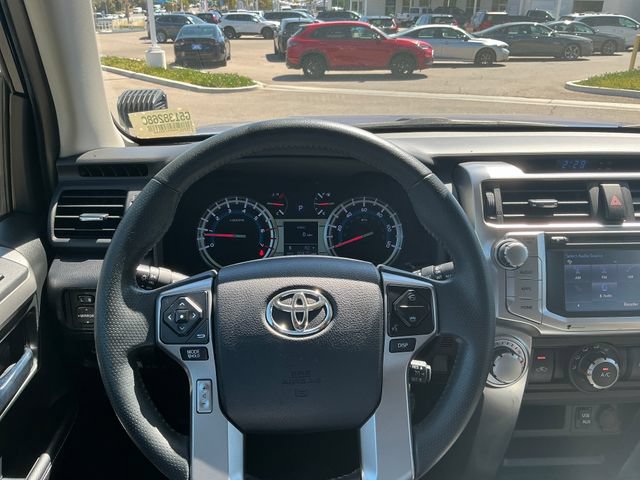 Used 2016 Toyota 4Runner SR5 RWD image 11