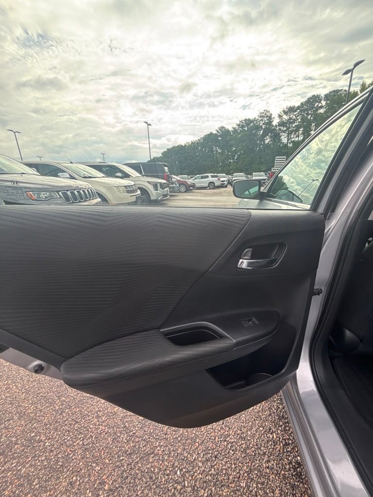 Used 2017 Honda Accord LX image 15