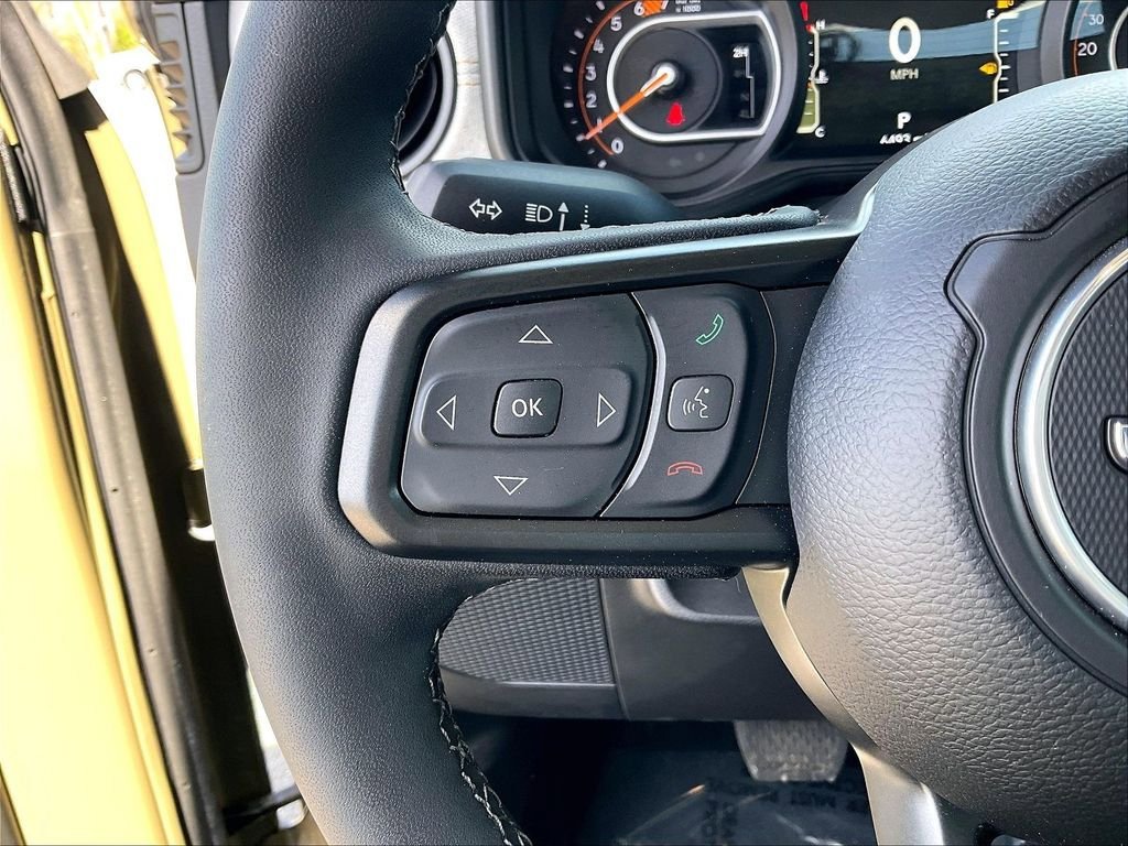 Used 2025 Jeep Wrangler Sport AWD/4WD image 21