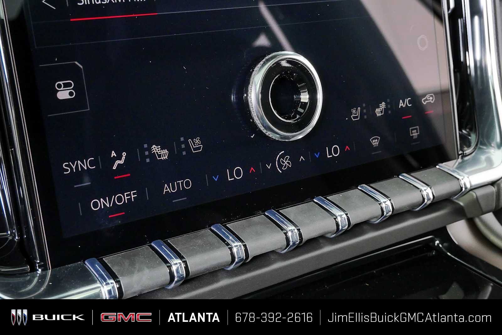 New 2026 GMC Yukon Denali w/ Denali Reserve Package AWD/4WD image 17