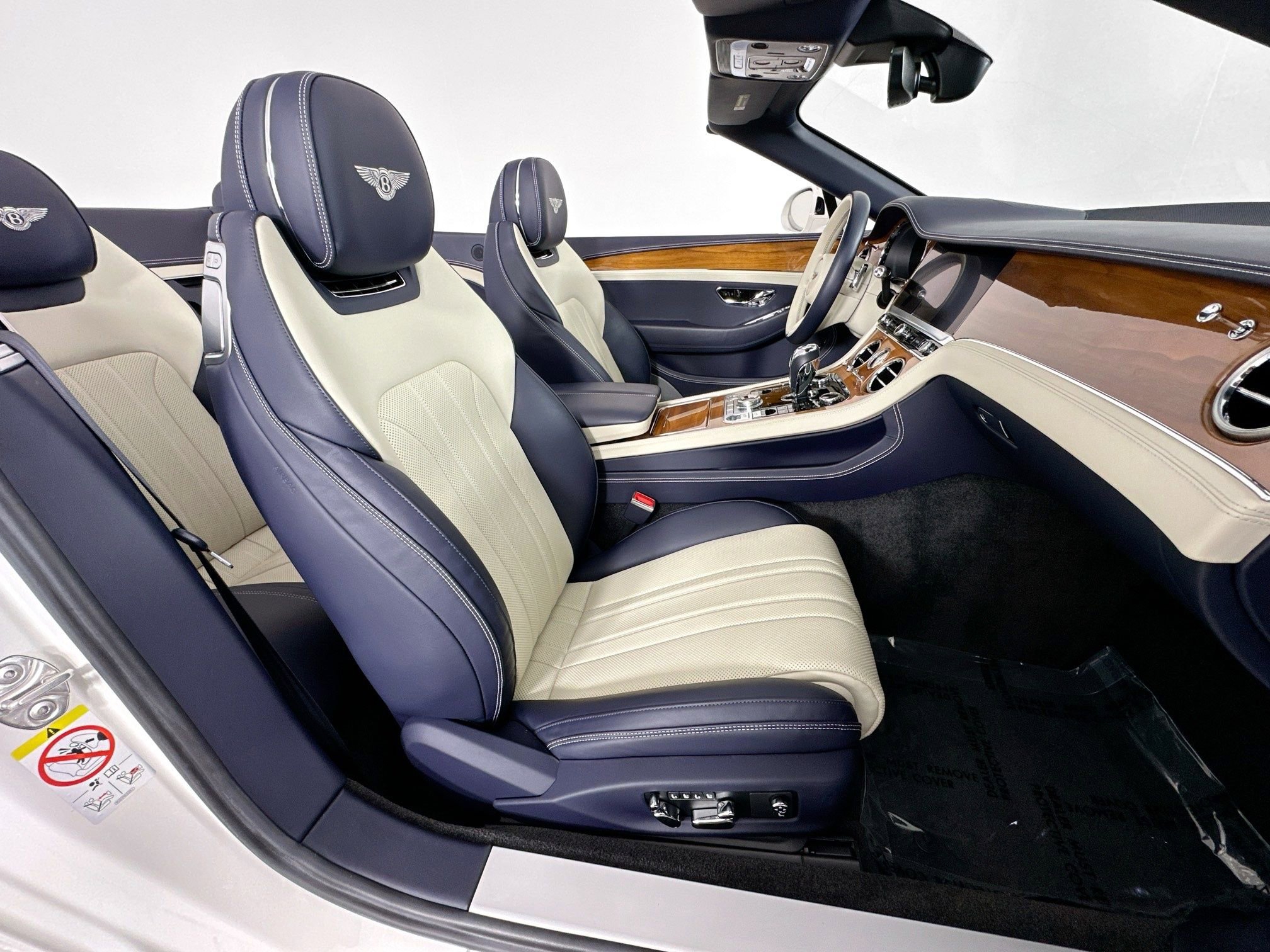 Certified 2023 Bentley Continental GT Mulliner image 26