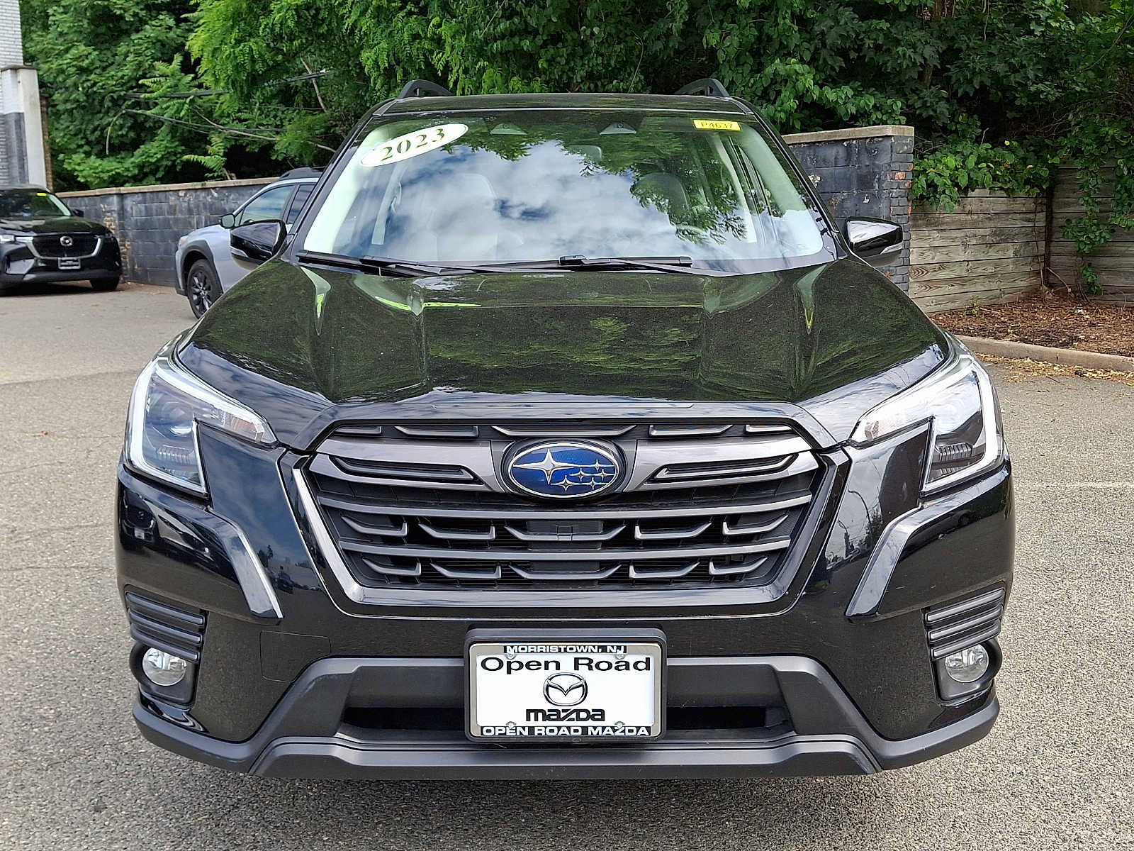 Used 2023 Subaru Forester Limited AWD/4WD image 2