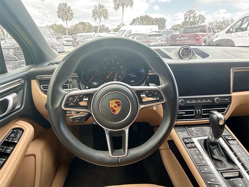 Used 2021 Porsche Macan image 12
