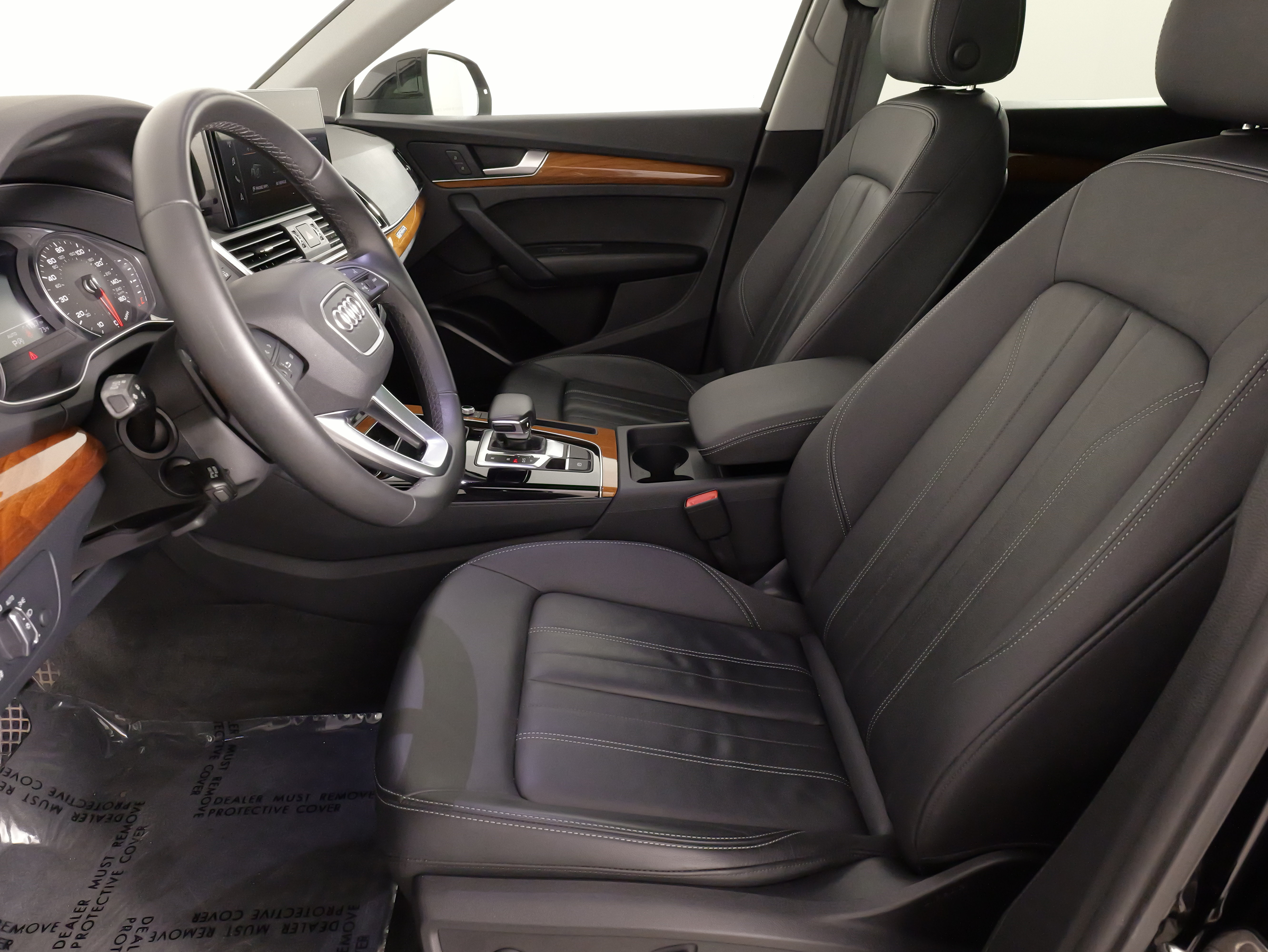 Used 2023 Audi Q5 2.0T Premium w/ Convenience Package AWD/4WD image 29
