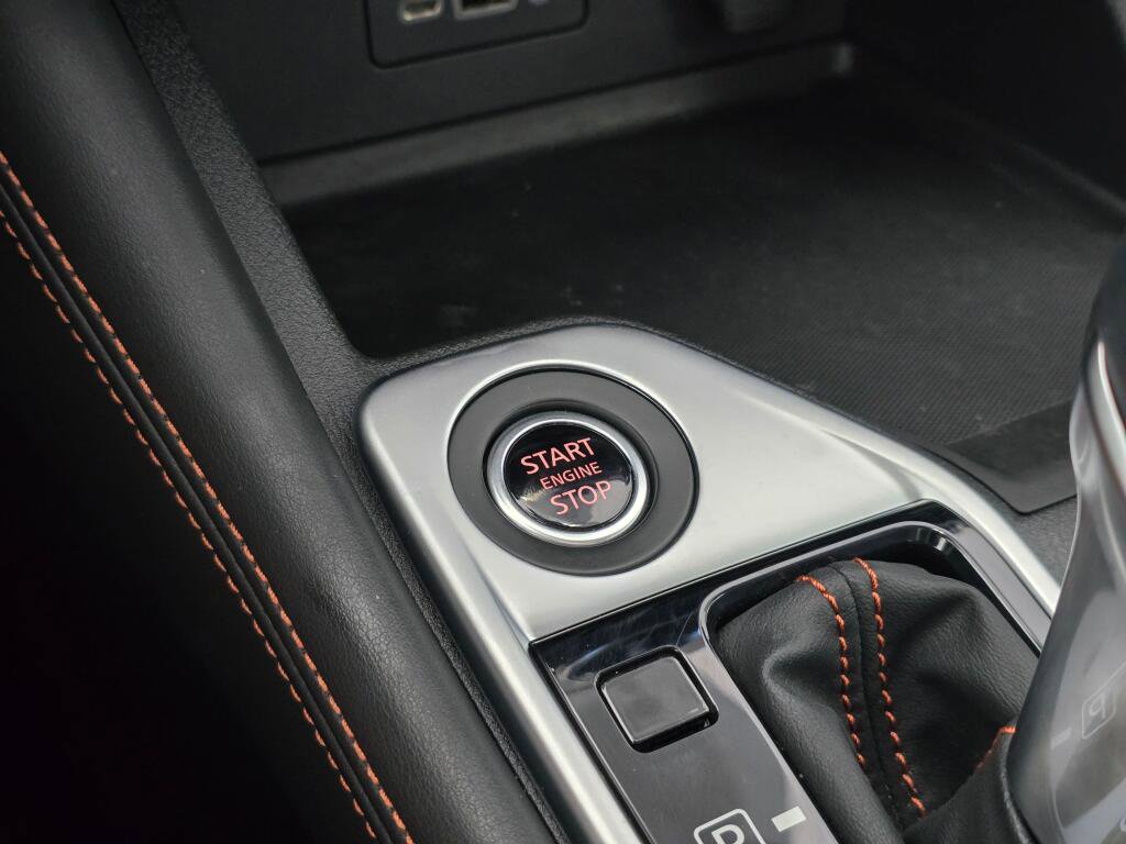 Used 2023 Nissan Sentra SR w/ SR Premium Package image 34
