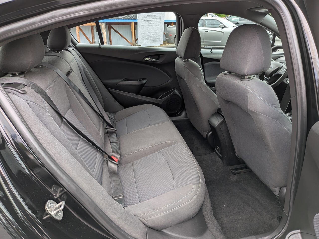 Used 2019 Chevrolet Cruze LT w/ RS Package FWD image 22