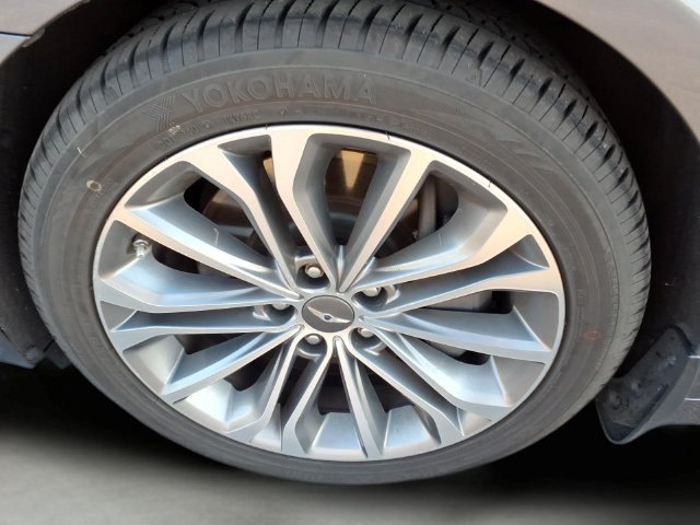 Used 2016 Hyundai Genesis 3.8 w/ Option Group 02 AWD/4WD image 7