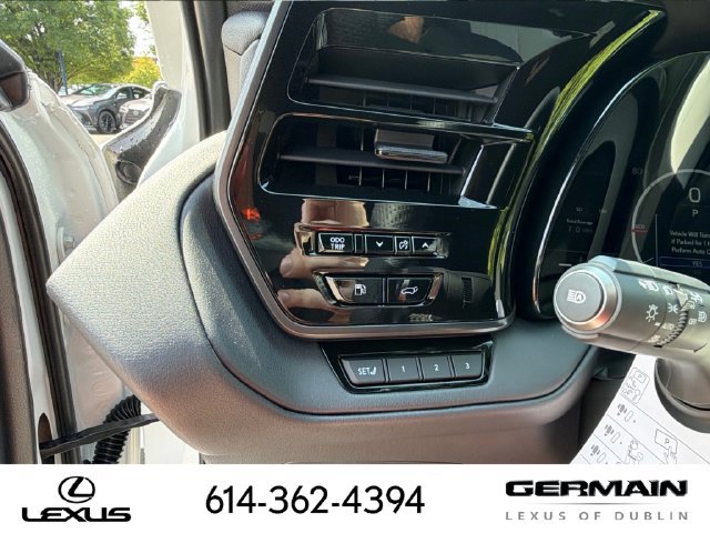New 2026 Lexus TX 500h AWD image 21
