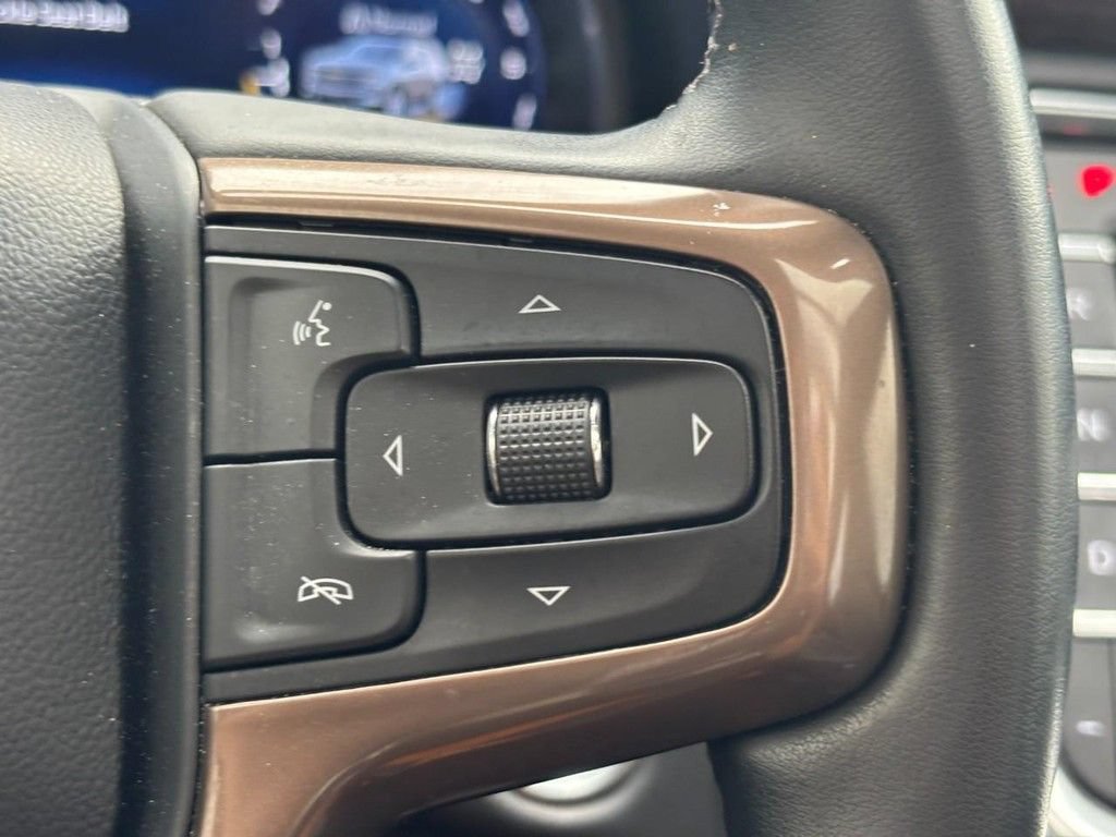 Used 2023 Chevrolet Suburban High Country AWD/4WD image 19