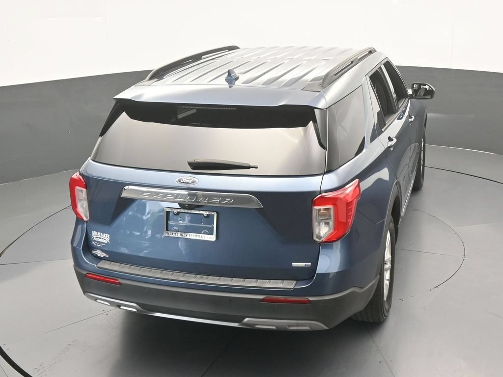 Used 2020 Ford Explorer XLT w/ Equipment Group 202A AWD/4WD image 48