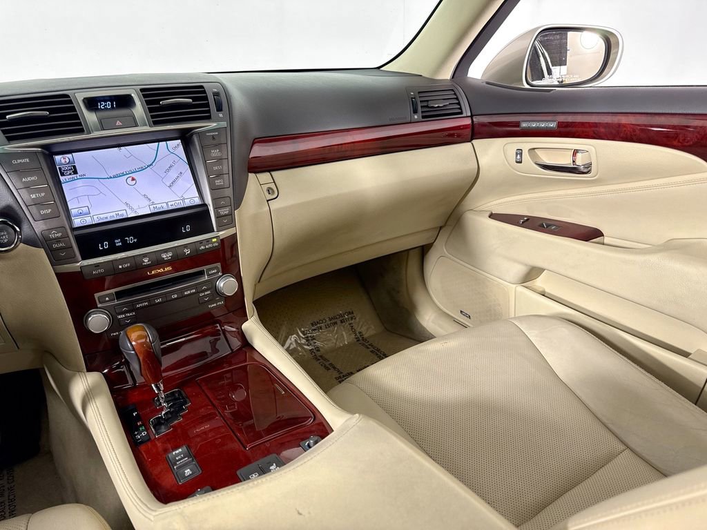 Used 2012 Lexus LS 460 image 29
