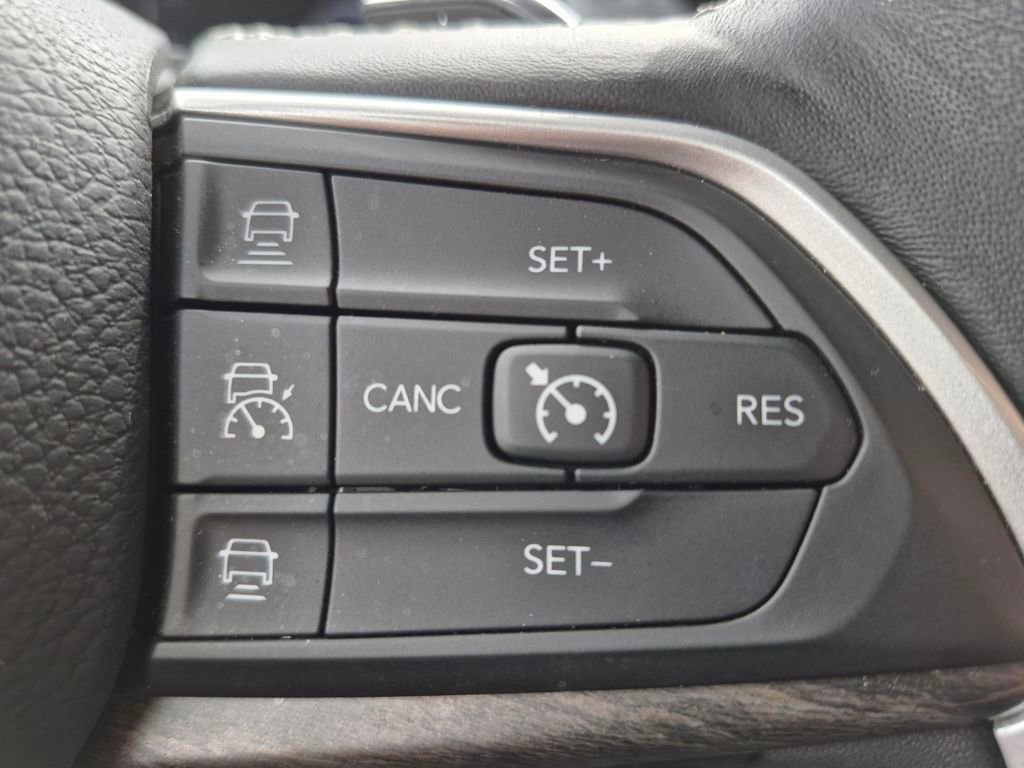 Used 2022 Jeep Grand Cherokee L Limited image 26