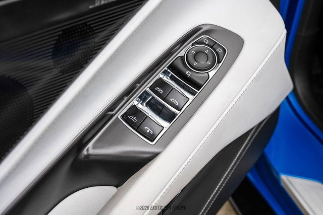 Used 2024 Chevrolet Corvette Stingray Premium Conv w/ Stealth Interior Trim Package RWD image 30