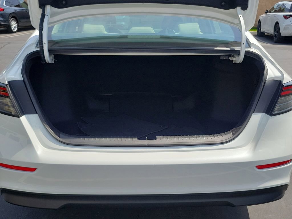 Certified 2024 Honda Accord LX image 9